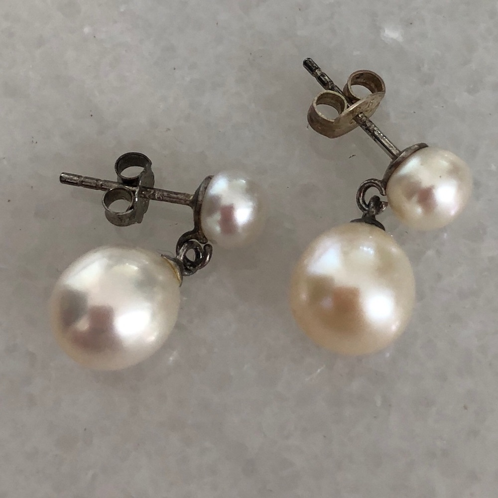 Pearl and silver stud drop earrings